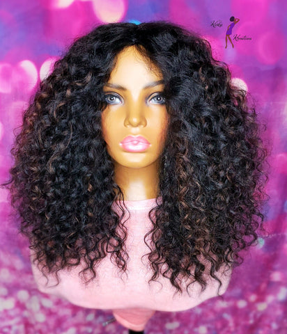 READY TO SHIP //Synthetic Crochet wig "Beach Curl Beauty"( Middle part)